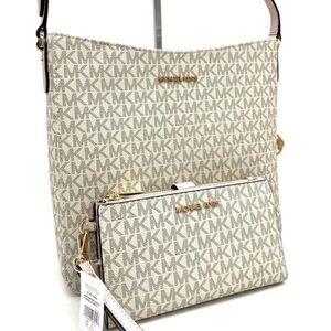 Michael Kors Large Messenger Bag & Large Double Zip Wallet Vanilla/Powder Blush
